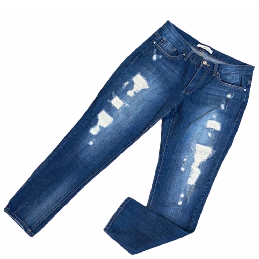 KanCan size 26 distressed skinny jeans
